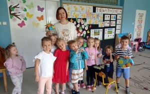 Pani Ania czyta dzieciom (4)