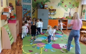 Dzieci młodsze (3)