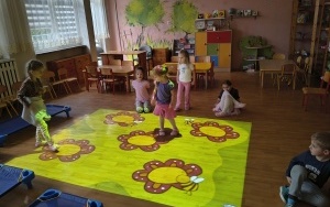 Zabawy popołudniowe (2)